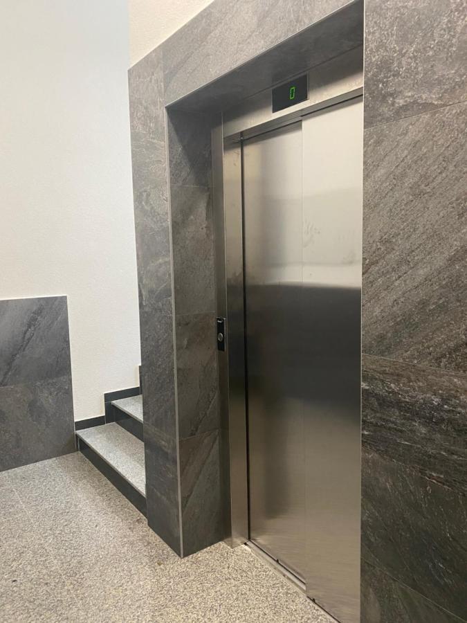 Iskra Daire Banyaluka Dış mekan fotoğraf